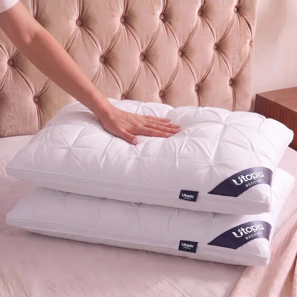 Utopia Bedding Pintuck Pillow, photo 2